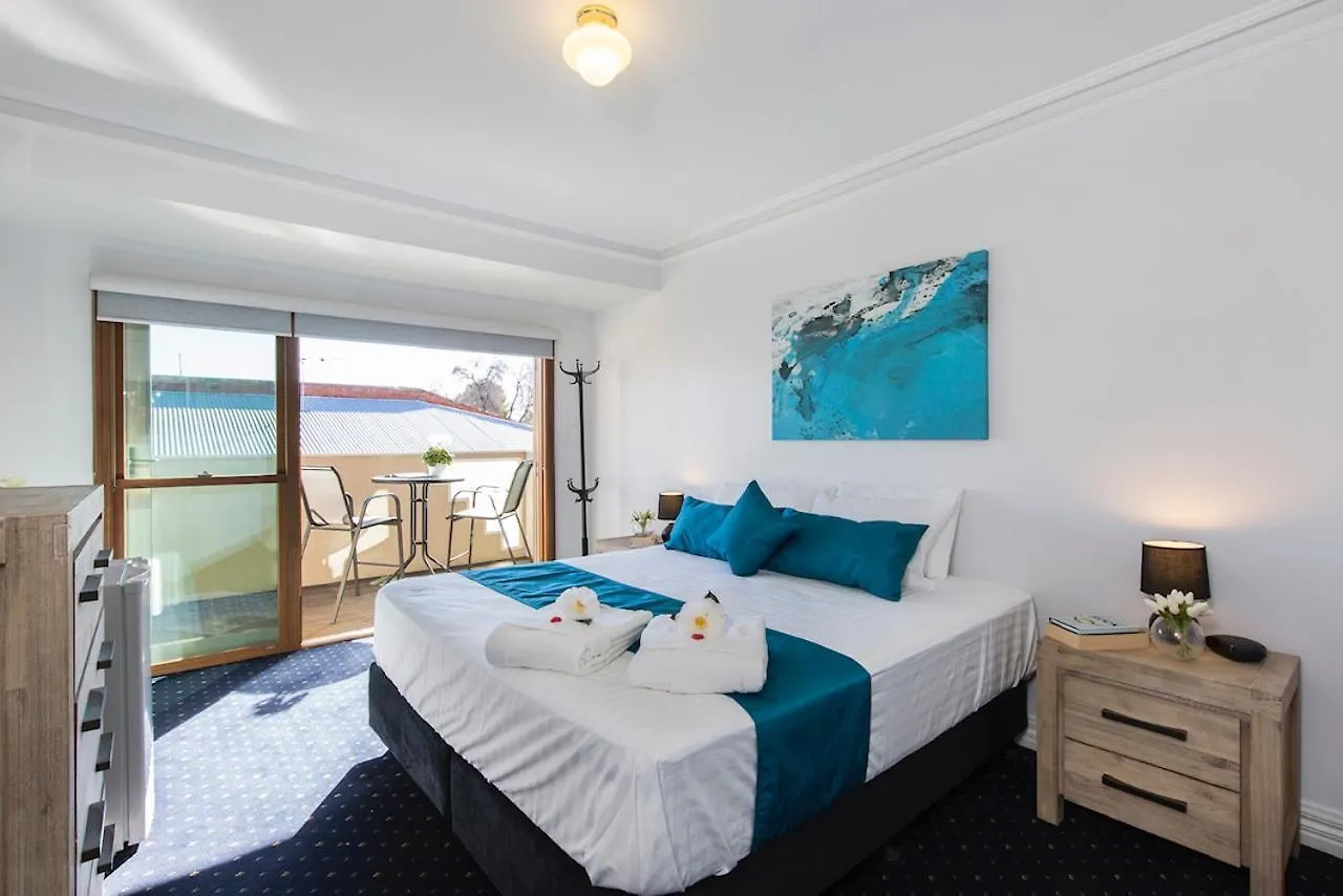 Charm On Carrington Villa Adelaide